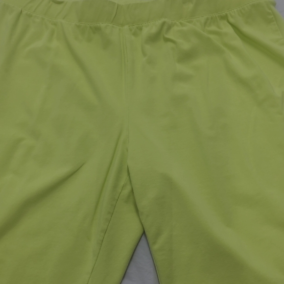Lime Green Capris Cinched Leg Ties Chico's Size 3 / 16 Soft Stretchy Crop Pant - Picture 7 of 13
